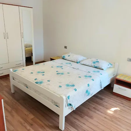 Apartment Irma *
