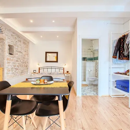 Irma Apartment Pula
