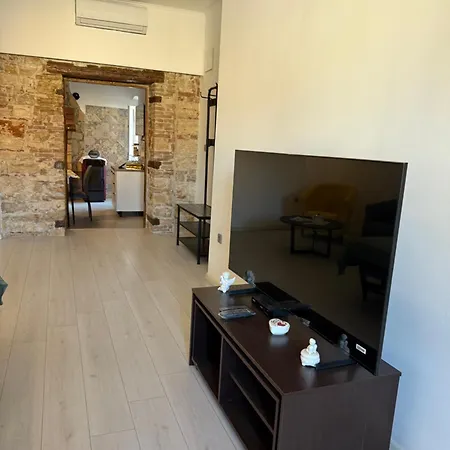 Irma Forum Apartments *
