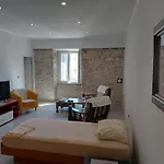 アパート Irma Forum Apartments